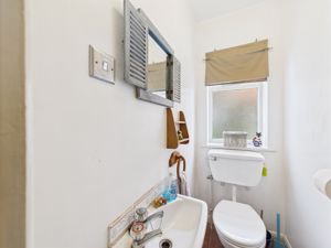 Cloakroom - click for photo gallery